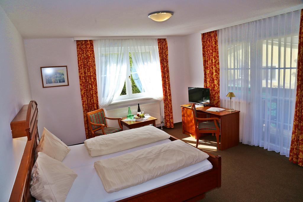 Landhotel Post Ebensee Am Traunsee ***S Eksteriør bilde